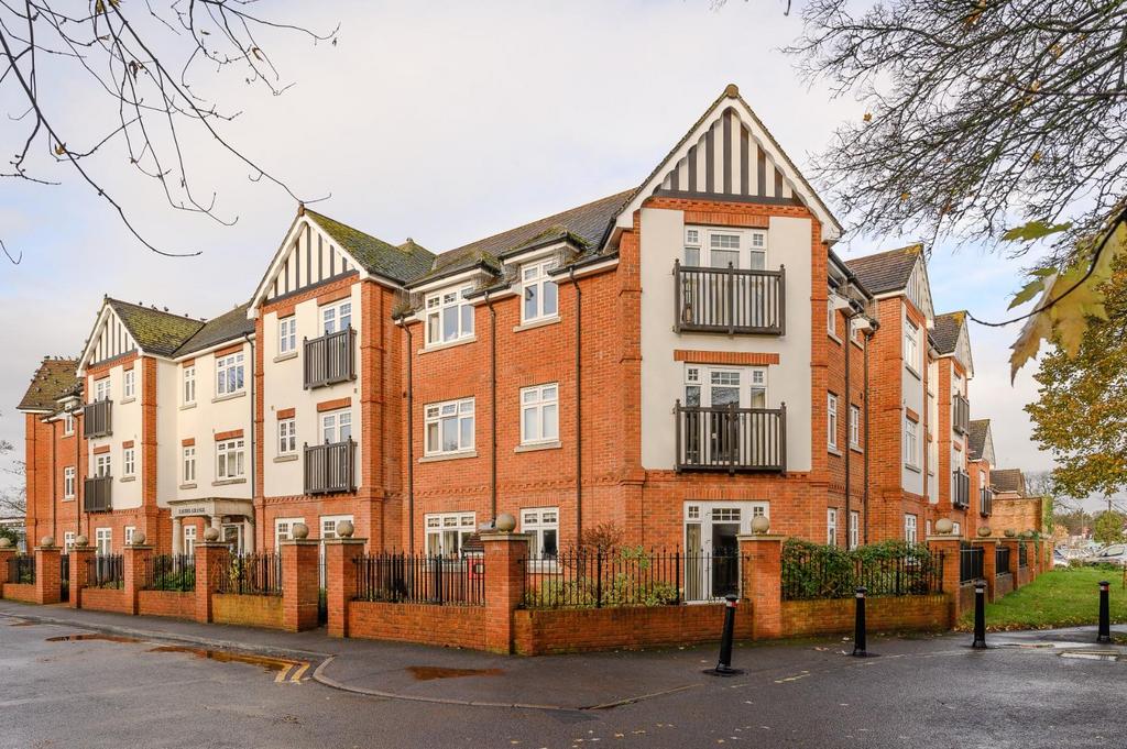 High Road, West Byfleet KT14 2 bed retirement property for sale £320,000