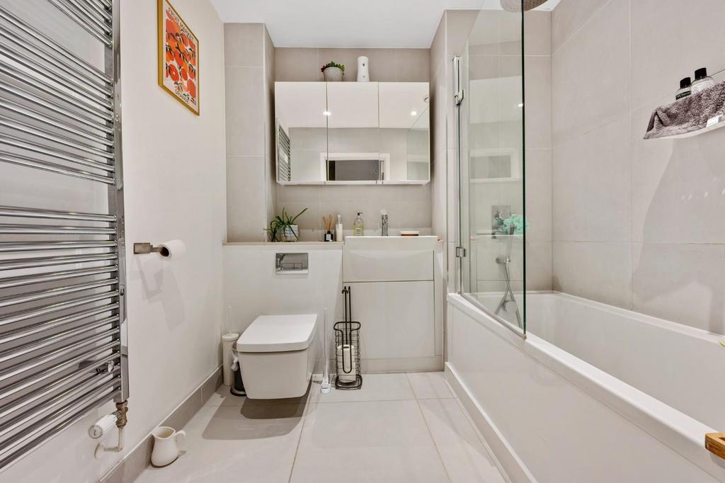 Ensuite