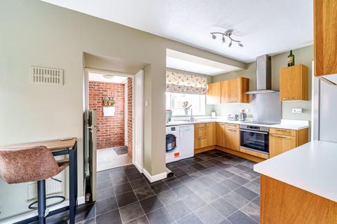 31 Dorts Crescent, Church Fenton, Tadcaster, LS24 9RU