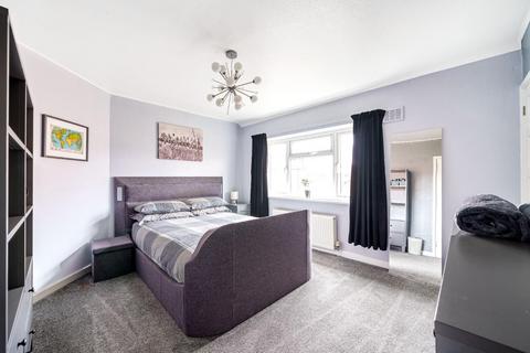 31 Dorts Crescent, Church Fenton, Tadcaster, LS24 9RU