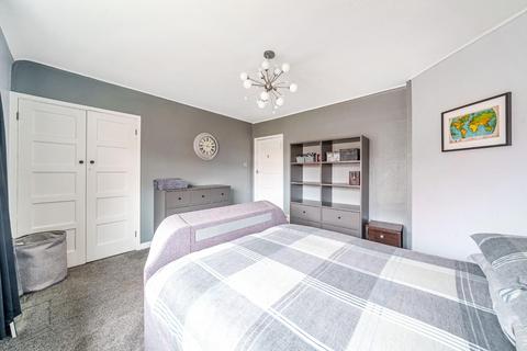 31 Dorts Crescent, Church Fenton, Tadcaster, LS24 9RU