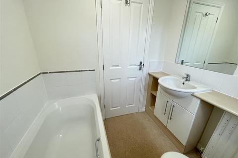 39 Cecil Place, Lytchett Matravers, Poole, BH16 6FG