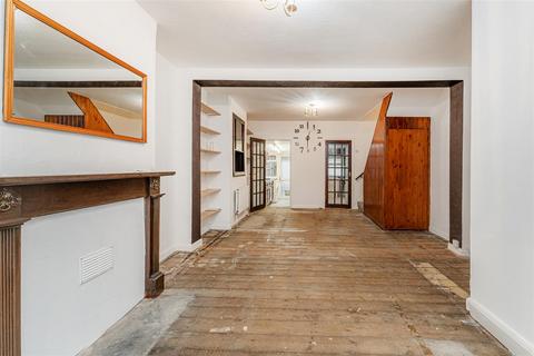 111 Frith Road, London, E11 4EX