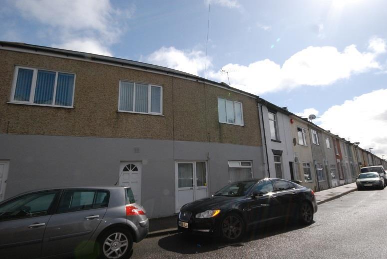 St Marys Road, Portsmouth, Southsea 2 bed terraced house £950 pcm (£