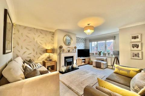 27 Broom Close, Darton, Barnsley, S75 5PZ