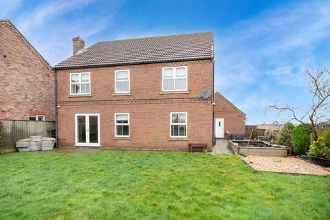 5 Merend Close, Sandtoft, Doncaster, DN8 5TH