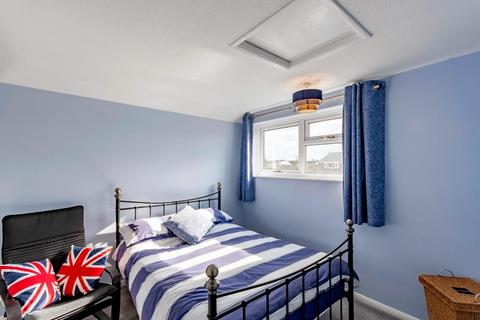 3 bedroom semi-detached house for sale - St. Johns Drive, Clarborough, Retford