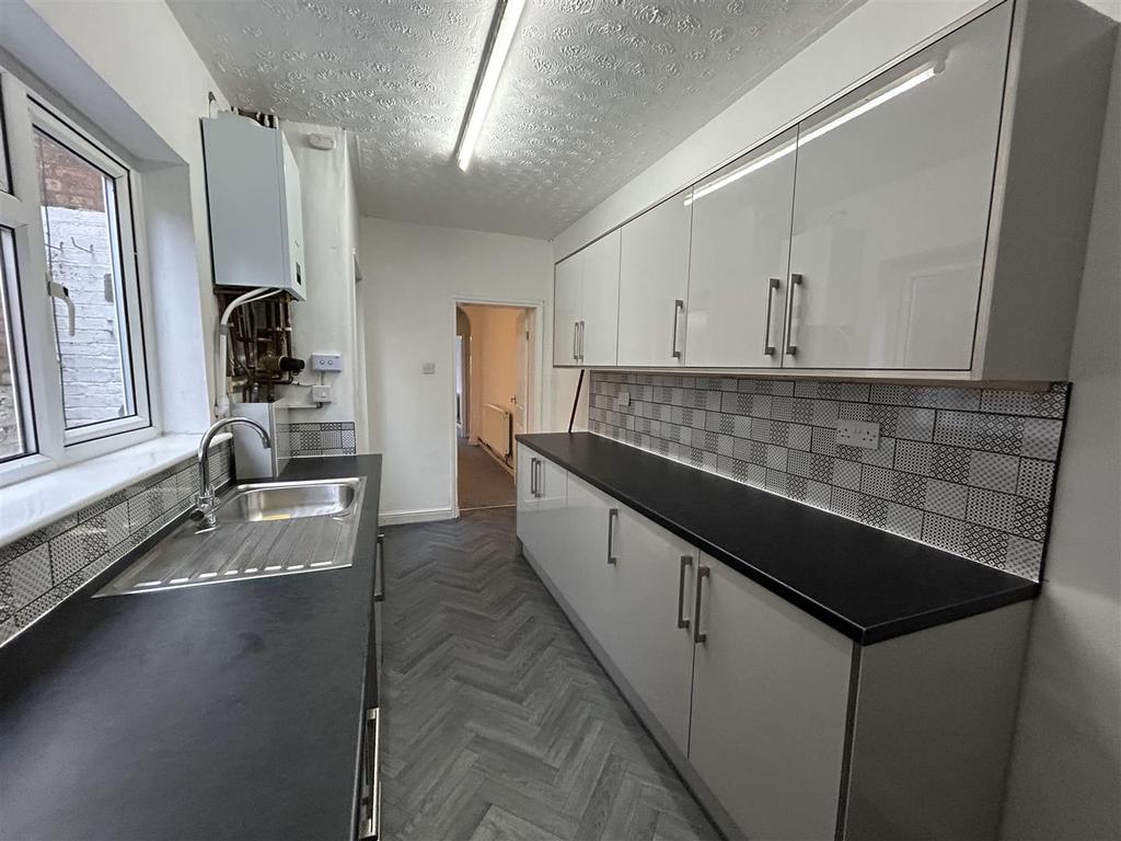 Kitchen .jpg