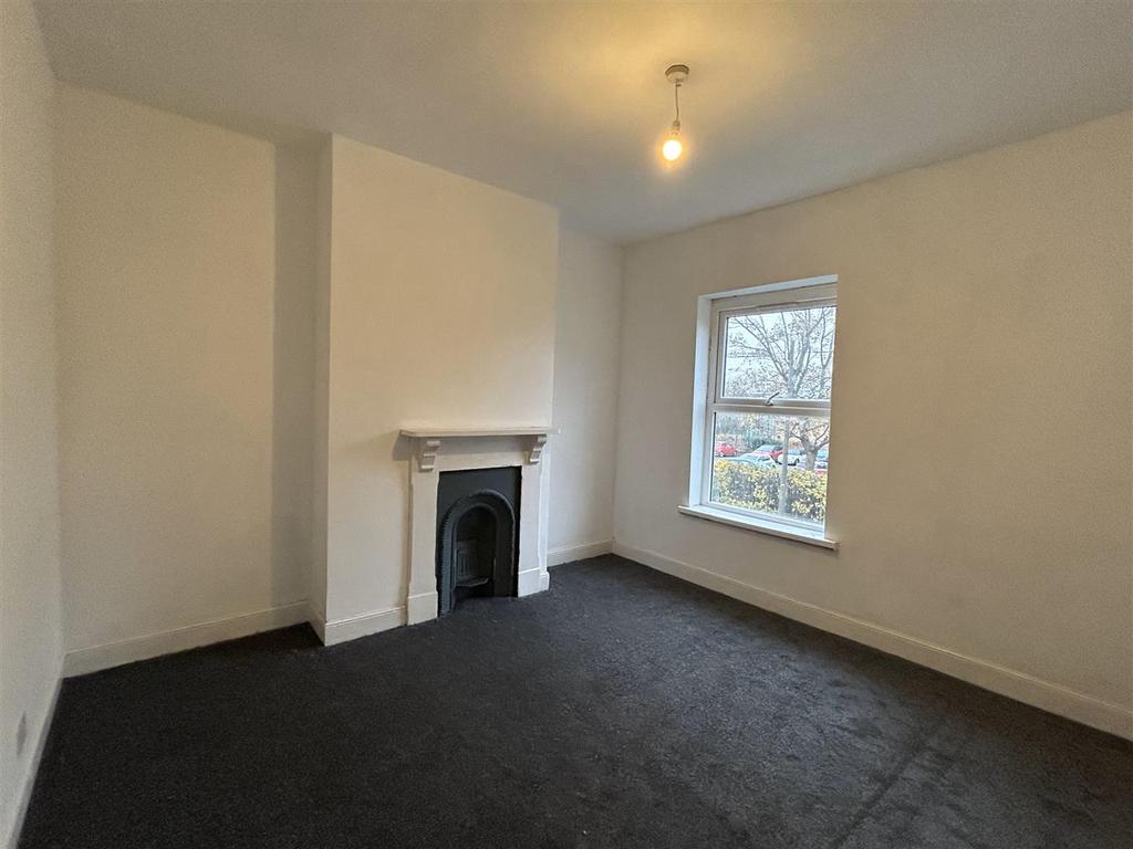 Master Bedroom.jpg