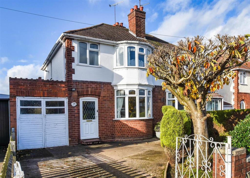 17 Fairview Road, Penn, Wolverhampton 3 bed semidetached house for