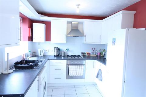 2 bedroom semi-detached house to rent - £130pppw excluding bills * AVAILABLE FOR 2024/25 ACADEMIC YEAR * Kittiwake Mews, Lenton, NOTTINGHAM