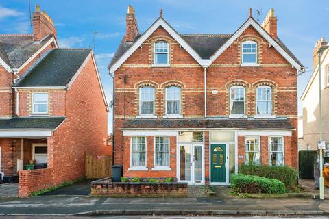 13 Sandhurst Road, Gloucester, GL1 2SE