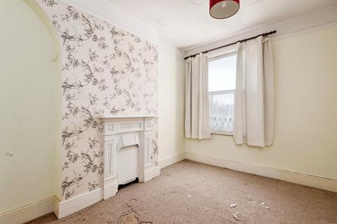 13 Sandhurst Road, Gloucester, GL1 2SE