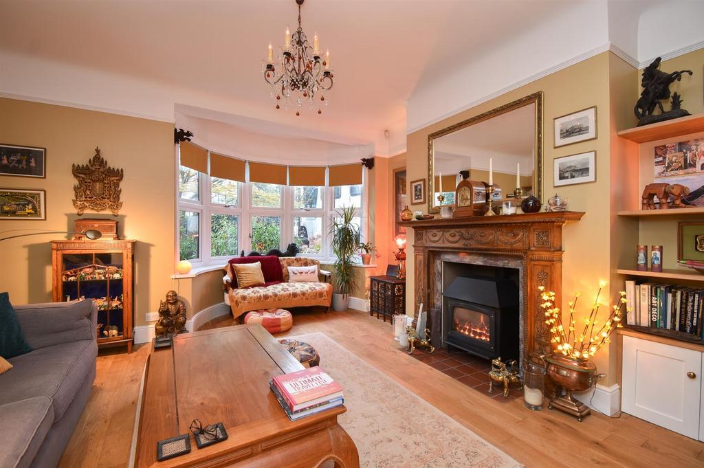 Linton Road, Hastings 3 bed detached house £750,000