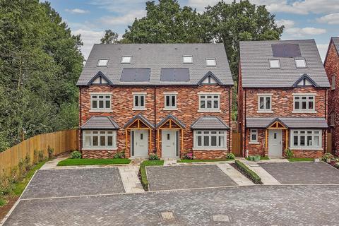 4 bedroom semi-detached house to rent - Collier Gardens, Tidbury Green