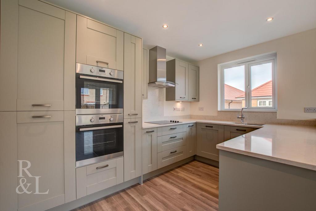 Redrow - 118 (34).jpg