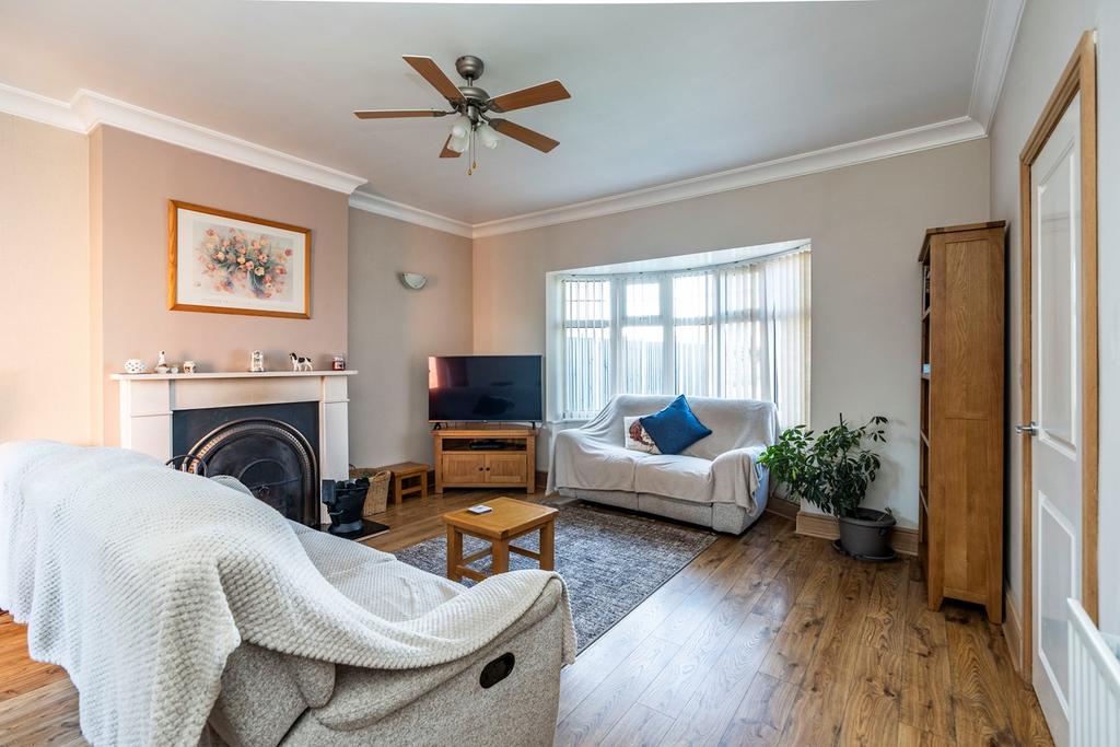 London Road, Frampton, Boston, PE20 5 bed detached house for sale £