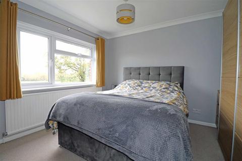 14 Cherry Lane, Hampton Magna, Warwick, CV35 8SL