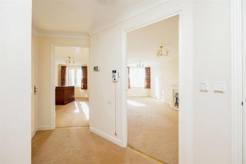 1 bedroom apartment for sale, Portman Court, Grange Road, Uckfield