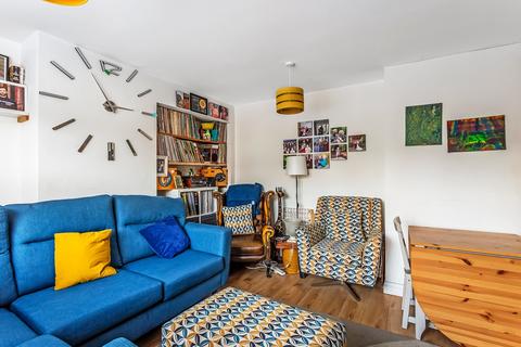 3 bedroom terraced house for sale - Wendling Road, Sutton, SM1