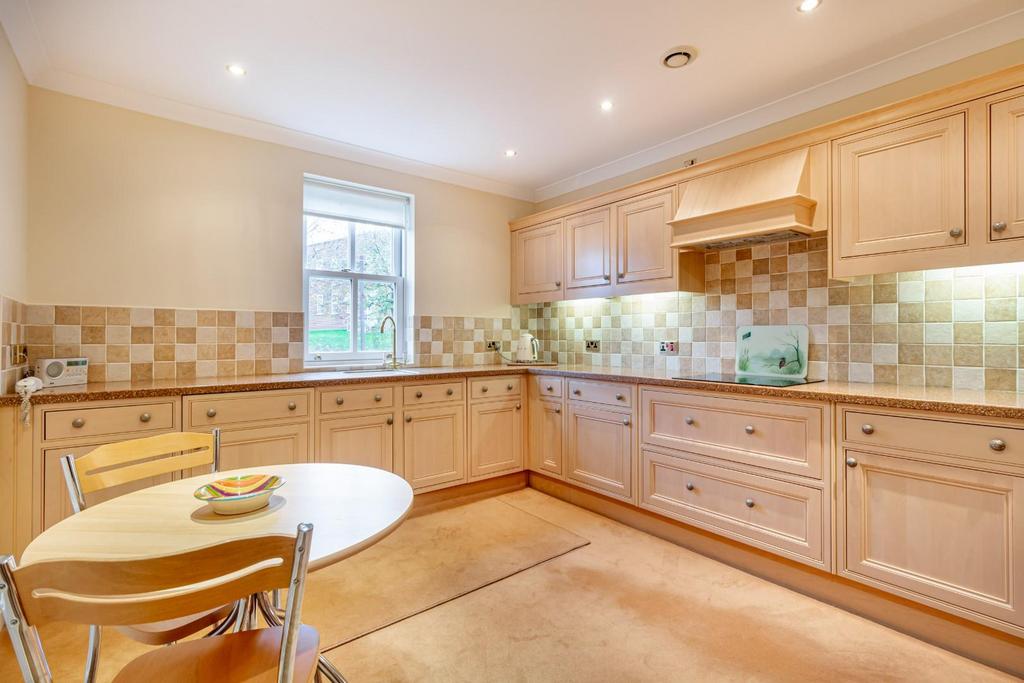 Love Lane, Stourbridge, DY8 2BU 3 bed penthouse for sale £475,000