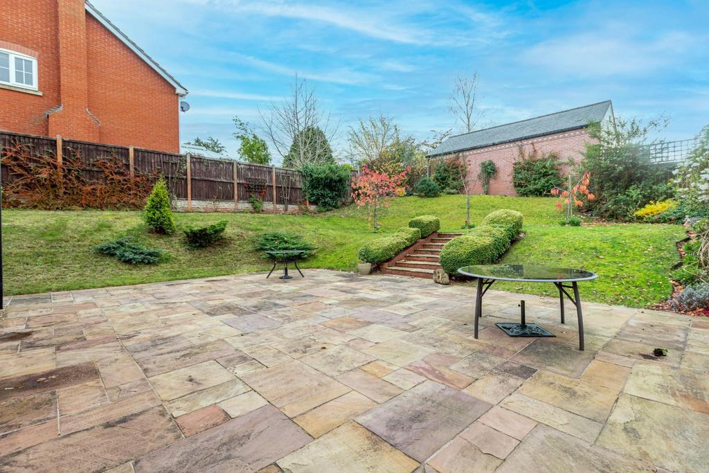 Garden-1.jpg