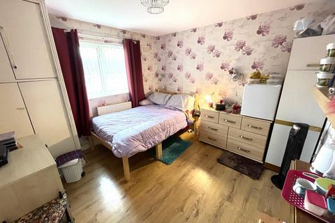 18 Drayton Road, Hartlepool, TS25 4NN