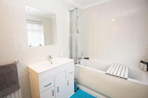 37 Edison Road, Stevenage, SG2 0DF
