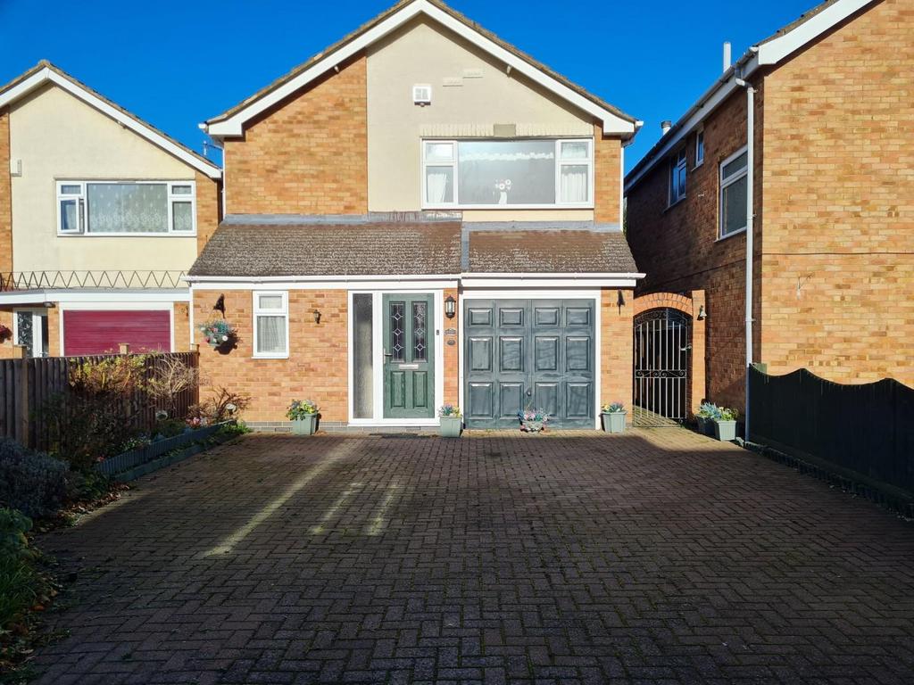 Penney Close, Wigston 3 bed detached house £1,150 pcm (£265 pw)