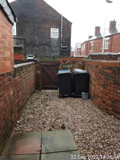 2 bedroom house to rent, Dorning Street, Leigh