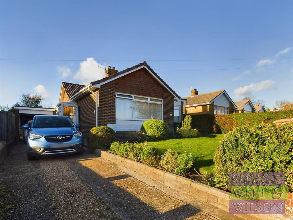 Parkstone Road, Hastings 2 bed detached bungalow for sale £385,000