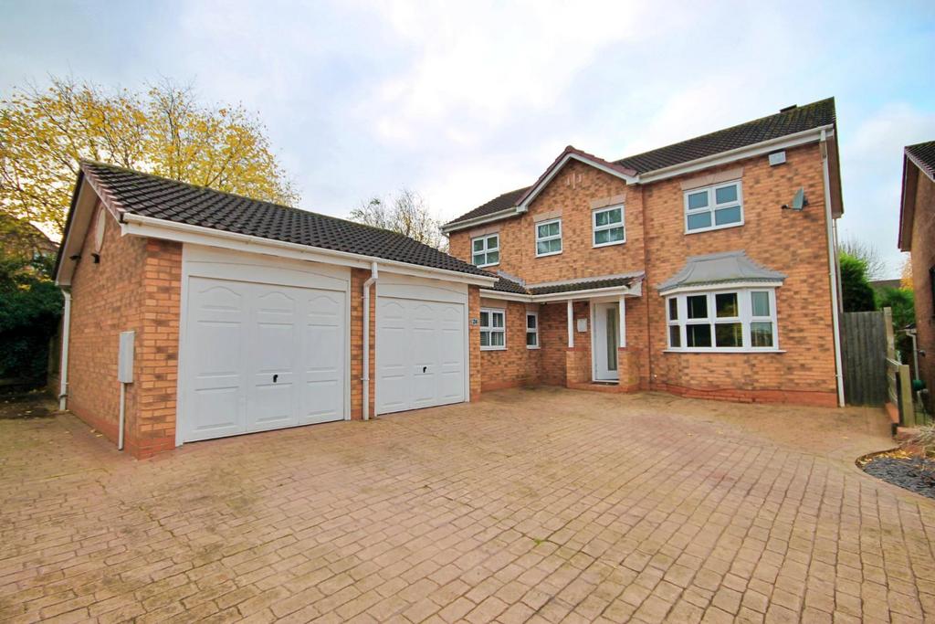 Falmouth Drive, Amington, Tamworth 4 bed detached house for sale £575,000