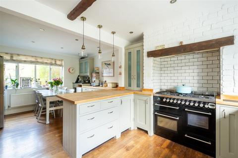 Westfield Manor Road, Abbots Leigh, Bristol, BS8 3RP