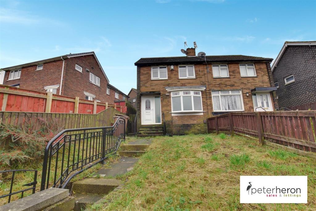Ravenswood Road, Redhouse, Sunderland 2 bed semidetached house for