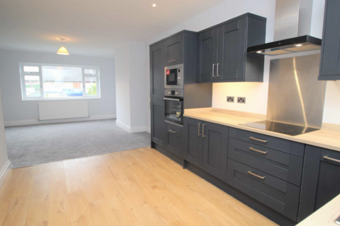 2 bedroom bungalow to rent - Stratford Drive, Preston PR2