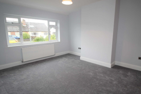 2 bedroom bungalow to rent - Stratford Drive, Preston PR2