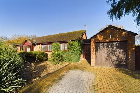 2 bedroom bungalow for sale, Stamps Meadow, Longford, Gloucester, Gloucestershire, GL2