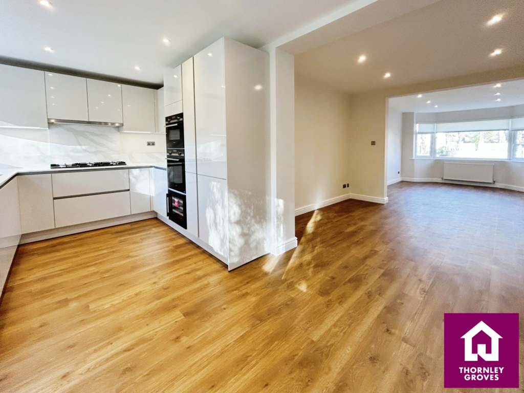 Wilbraham Road, Manchester, Greater Manchester, M14 5 bed detached