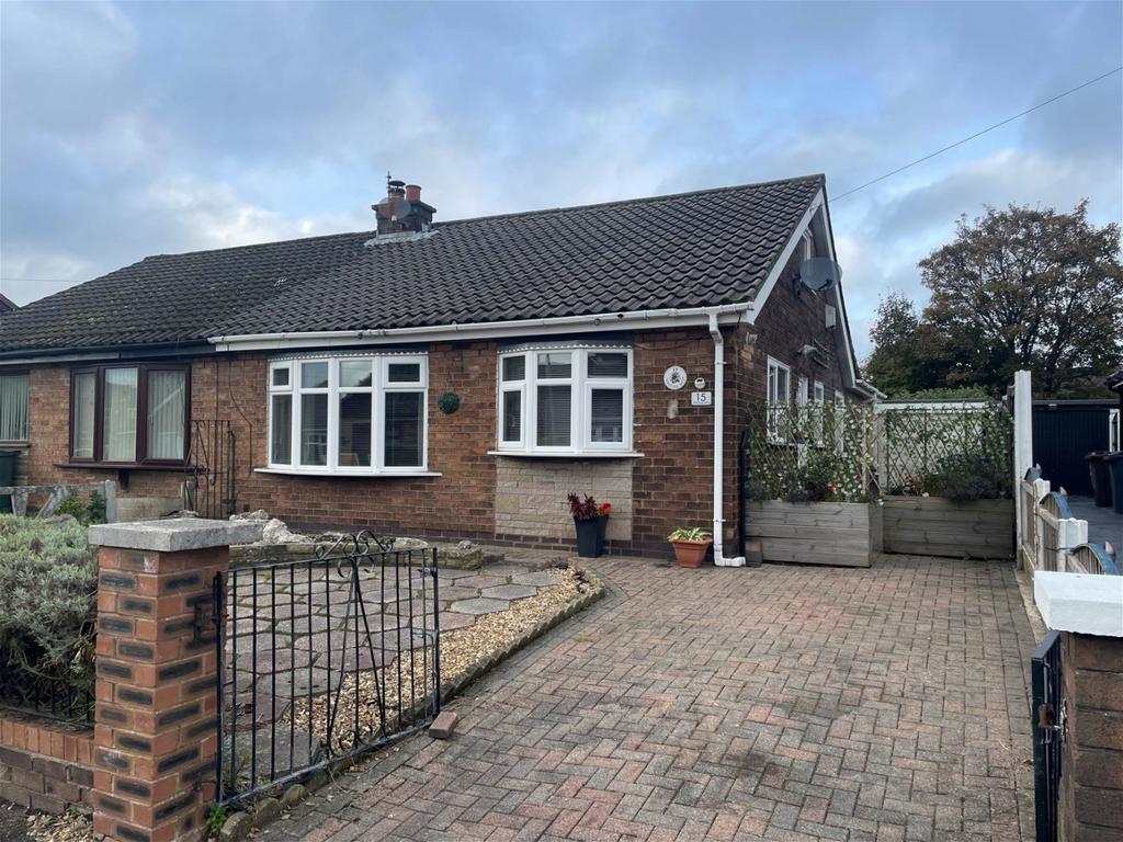 Whitstone Drive, Blakehall, Skelmersdale, WN8 9BD 2 bed semidetached