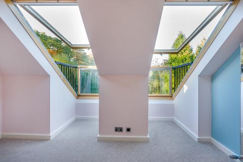 27 Birkett Way, Chalfont St Giles, HP8 4BH