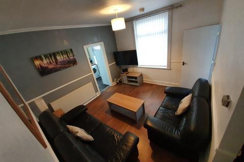 4 bedroom house share to rent - Haworth Street