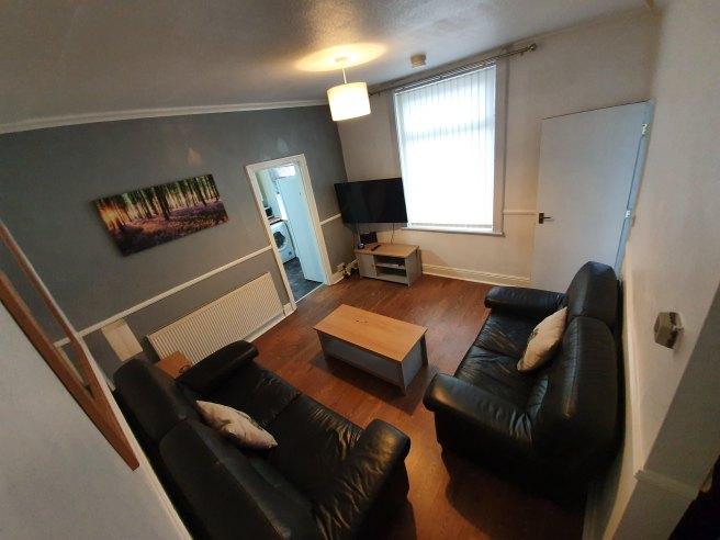 Haworth-street-hu6-7rg-931802