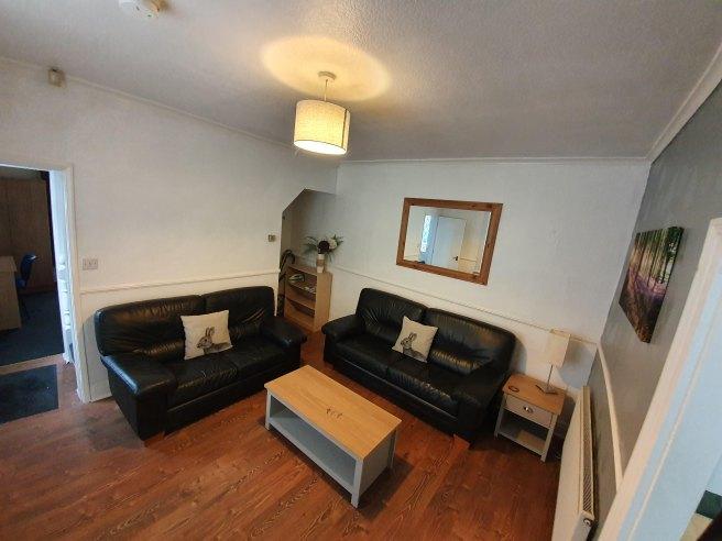 Haworth-street-hu6-7rg-931811
