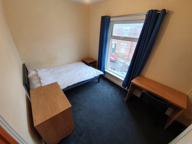 Haworth-street-hu6-7rg-931806