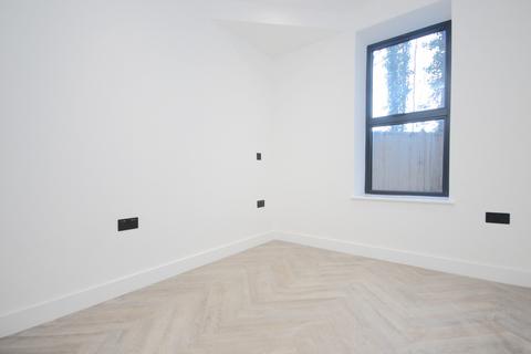 2 bedroom apartment for sale - Fairview Road, London, SW16