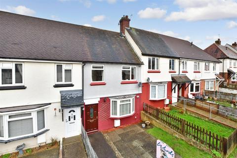 3 bedroom terraced house for sale - Calder Road, Maidstone, Kent