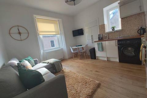 2 bedroom flat to rent, Myreslaw Green, Hawick, TD9