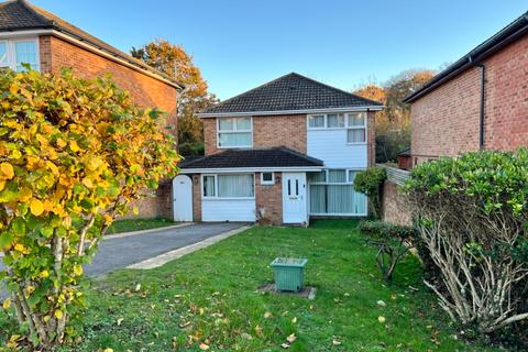 4 bedroom detached house for sale - Highlands Way, Dibden Purlieu, Southampton, Hampshire, SO45 4HY