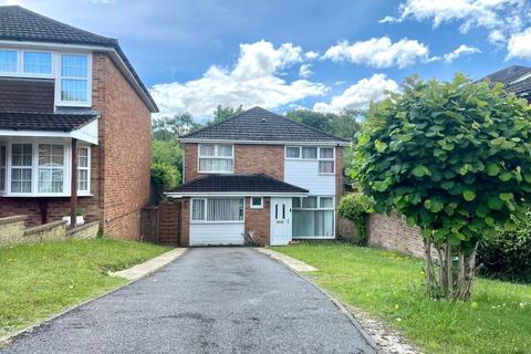 4 bedroom detached house for sale, Highlands Way, Dibden Purlieu, Southampton, Hampshire, SO45 4HY