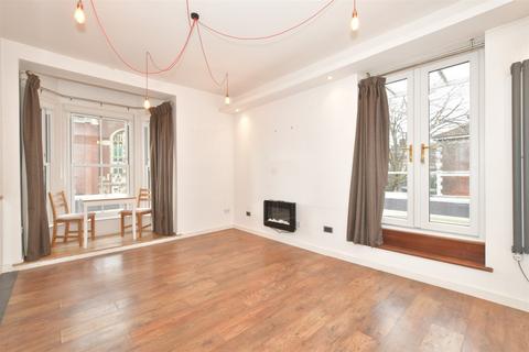 2 bedroom apartment for sale, Victoria Road South, Southsea, Hampshire
